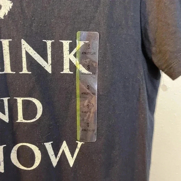 Game of Thrones I Drink And I Know Things TShirt S - Picture 4 of 4